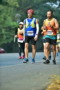 BIB: 40757, 40784
                            <button type="button" onclick="openModal(10139458)" class="btn btn-primary btn-sm float-right btn-popup" data-toggle="modal" data-target=".modal-high-quality">
                        <i class="fas fa-shopping-cart"></i> Add to Cart
                    </button>
                                            <button type="button" onclick="isThisMe(10139458, true)" class="btn btn-success btn-sm float-right btn-popup btn-isme hidden" data-toggle="tooltip" data-placement="bottom" title="นี่คือรูปของคุณใช่ไหม คลิกที่นี่เพื่อเอาเข้าอัลบั้ม">
                        <i class="fas fa-plus"></i> Add to album
                    </button>
                    <button type="button" onclick="isThisMe(10139458, false)" class="btn btn-warning btn-sm float-right btn-popup btn-isnotme hidden">
                        <i class="fas fa-ban"></i> Remove from album
                    </button>